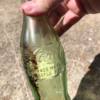 VINTAGE COCA-COLA HOBBLE-SKIRT BOTTLES: Oakland, MD and Hickory, NC | Lot One