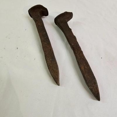 Vintage Metal Decor Items (BS-JS)