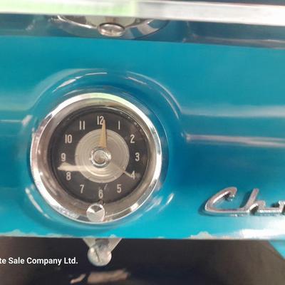 Running Classic 1956 Chrysler Windsor with 331 Spitfire V8