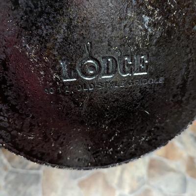 Cast Iron 10 1/2" Lodge Old Style Griddle