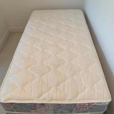 Two Twin Bed Frames with Bedding (UB2-HS)