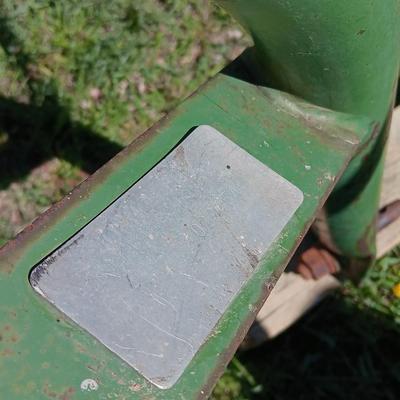 John Deere Post hole digger with 8" Auger
