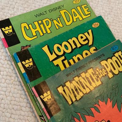 Variety of Games, Toys, & Comic Books (UB2-HS)