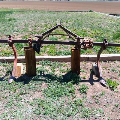 7 - foot Cultivator / Hitch plow with two new blades