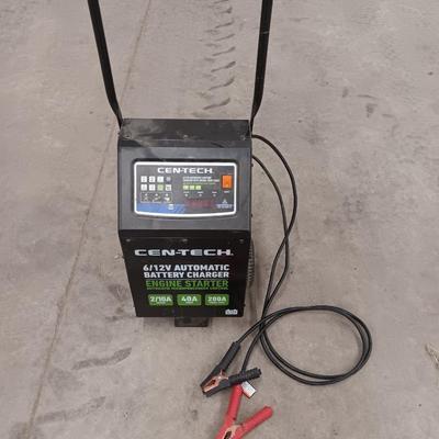 CEN-TECH 6/12V Automatic battery charger with Engine Jump start