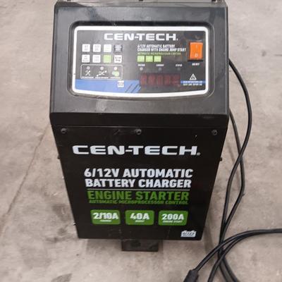 CEN-TECH 6/12V Automatic battery charger with Engine Jump start