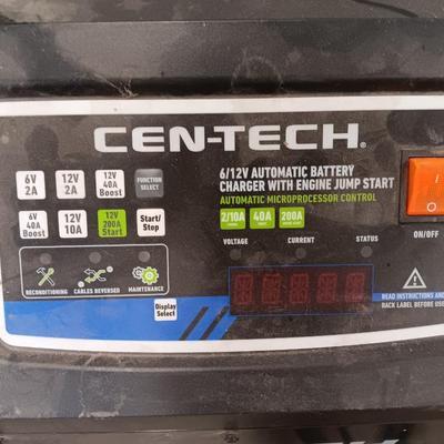 CEN-TECH 6/12V Automatic battery charger with Engine Jump start