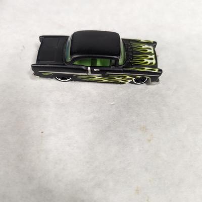 Hot Wheels Cars & Carrying Case