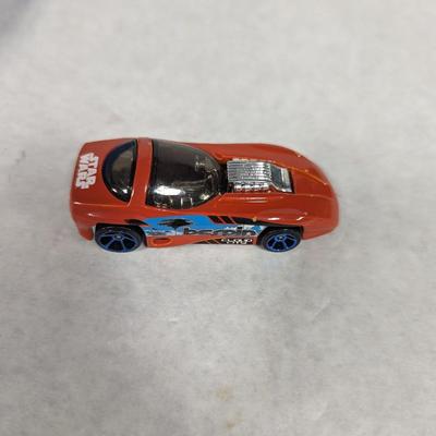 Hot Wheels Cars & Carrying Case