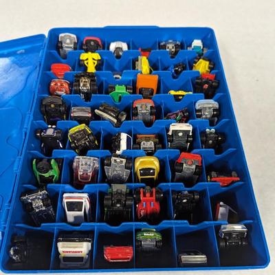 Hot Wheels Cars & Carrying Case