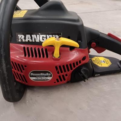 Homelite Ranger Chain saw - Power stroke 33 cc Engine with gas can