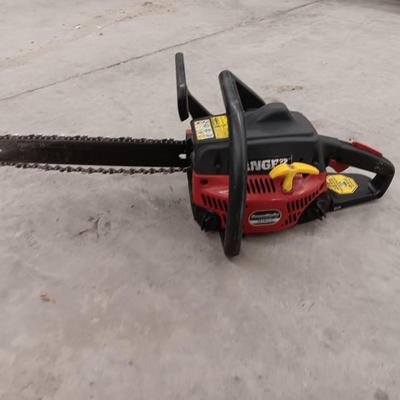 Homelite Ranger Chain saw - Power stroke 33 cc Engine with gas can