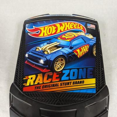 Hot Wheels Cars & Carrying Case