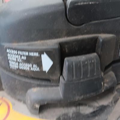 Shop-Vac Ash Vacuum / Dry Vacuum - Great for pellet stove cleanings!