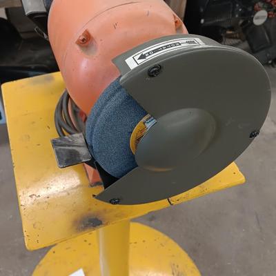 Central Machinery 6" Bench Grinder with stand - extra stone - and Instructions