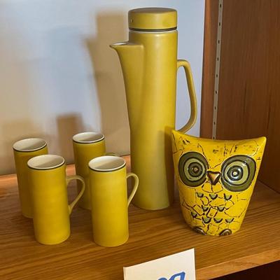 DR7-Yellow Tea Set and Owl Bank