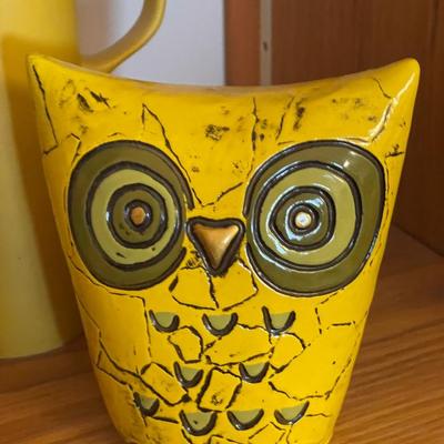 DR7-Yellow Tea Set and Owl Bank