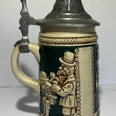 Vintage German Comical Beer Stein w/Unmarked Base 5-1/4" Tall in VG Preowned Condition.