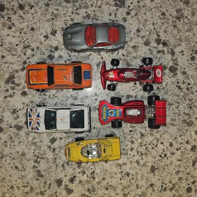 Vintage Hotwheels, Lesney, Tootsie, Diecast Toys 12 Car Lot