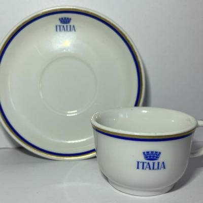 Scarce Richard Ginori Italia Cup & Saucer in VG Preowned Condition as Pictured.