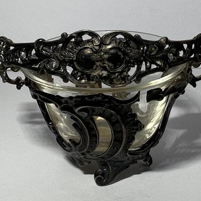 Antique .800 Silver Mini Cheese Basket w/Glass Bowl 3.5" x 4.5" in VG Preowned Condition.