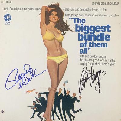 Raquel Welch The Biggest Bundle Of Them All cast signed soundtrack. GFA Authenticated
