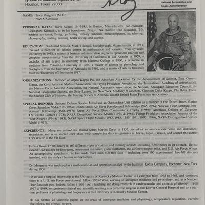 Astronaut Story Musgrave signed data sheet