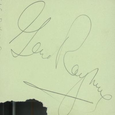 Gene Raymond signature cut
