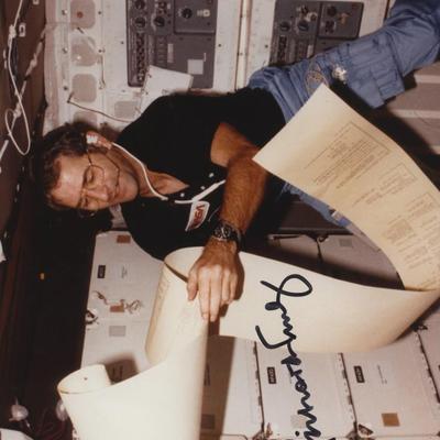 NASA Richard Truly signed photo