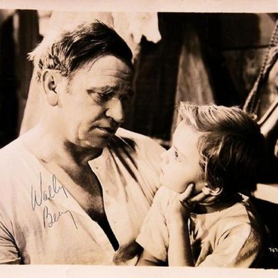 Wally Beery signed portrait photo 