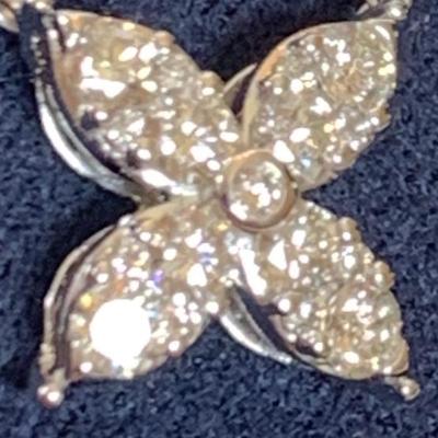 14k White Gold & Diamonds Floral Necklace