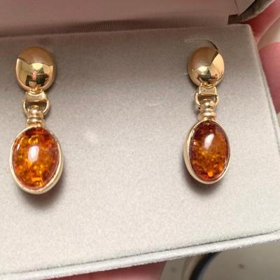 14k Gold Amber Earrings