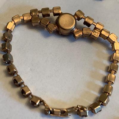 Vintage Rhinestone Matching Necklace Bracelet & Earrings