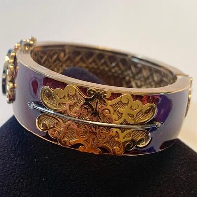 Bochic Bangle Bracelet
