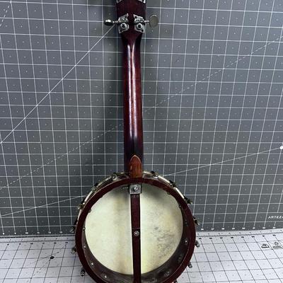 Antique 4-Sting ELTON Banjo 