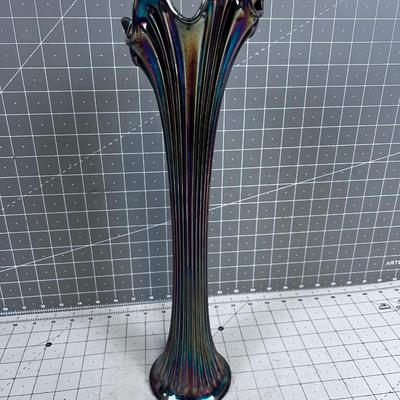 Iridescent Glass Fluted VASE (Slightly Smaller) 