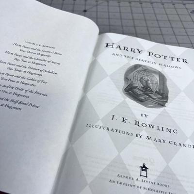 2 HARRY POTTER 1 St. Edition. BOOK 