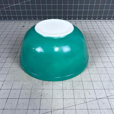 Green PYREX Mixing Bowl - COLLECTIBLE! 