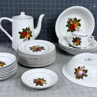 Enoch Wedgewood "English Harvest" Partial China Set 