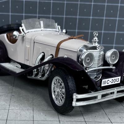 1928 Mercedes-Benz Scale Model