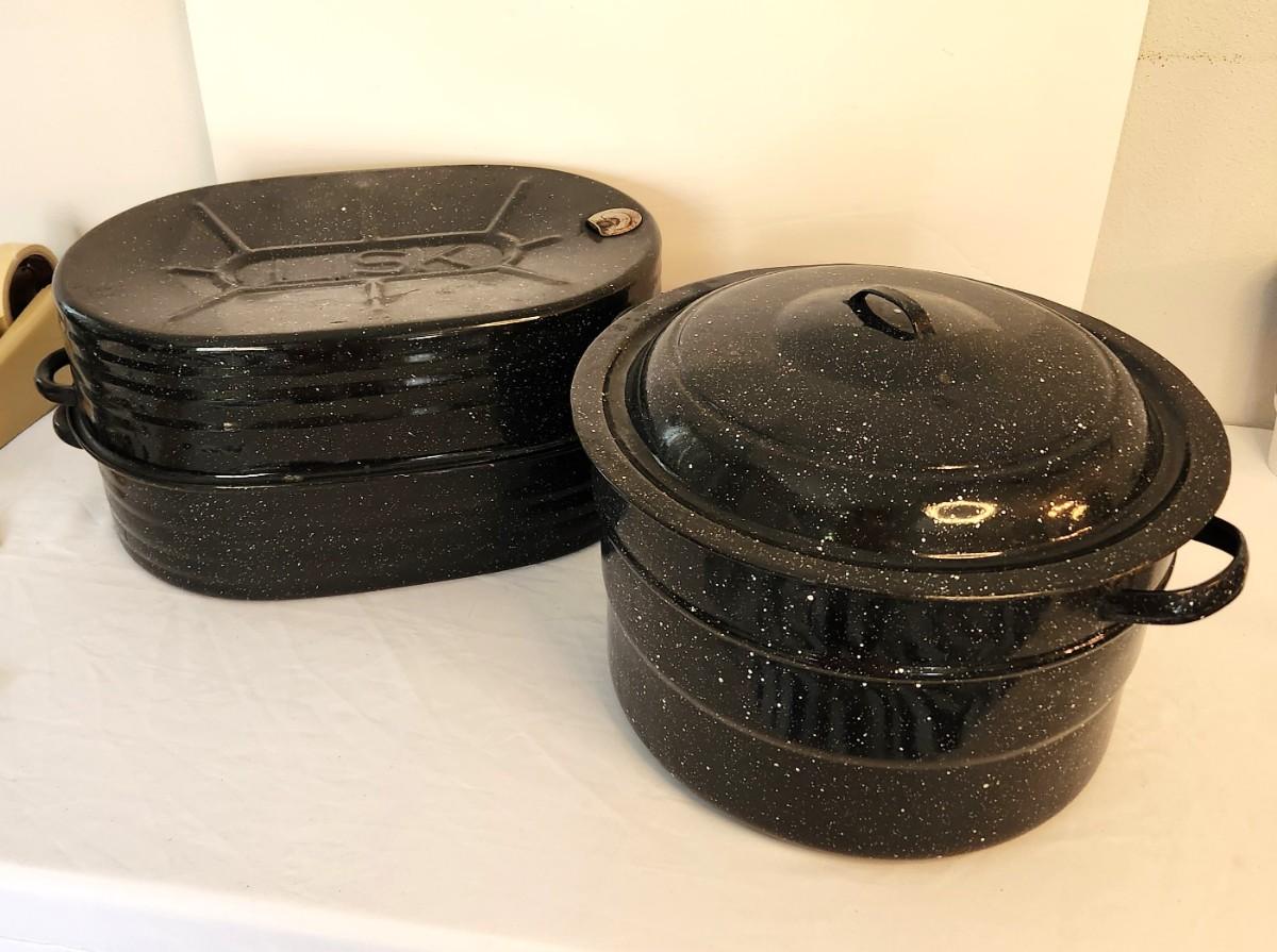 Lot 92 Granite Ware LISK Roaster with Boiling Pot Vintage