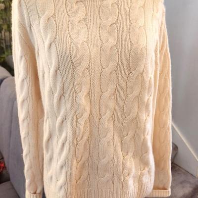 Lot #94 Folio Cashmere Sweater - Ivory, cable design - Size Large