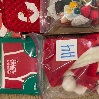 H4 - Christmas Miscellaneous