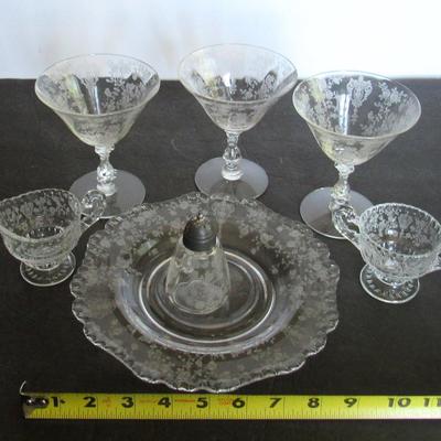 Cambridge Glass Co Rosepoint Pattern Glassware Lot