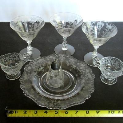 Cambridge Glass Co Rosepoint Pattern Glassware Lot