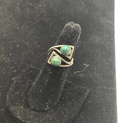 SRAEL 925 green stone ring