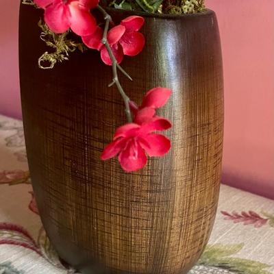 Polished Wood Vase with Dried Flower Arrangement
