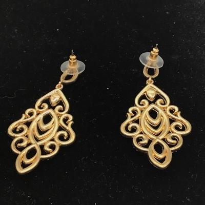 Rose gold toned fashion earrings