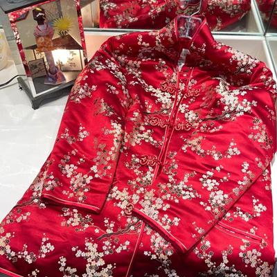 B17-oriental kimono with Oriental lamp