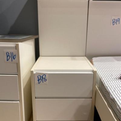 B18-Side Table (Reff)